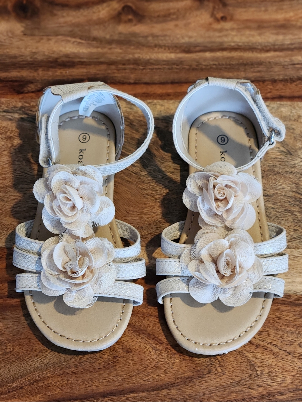 Koala Kids Beige Floral Sandals